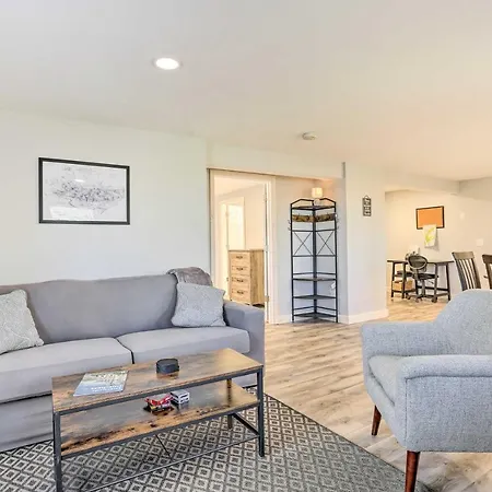 Charming Beacon Apt With Fire Pit Near Hiking! Exterior photo