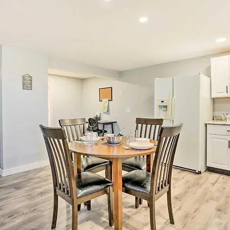 Charming Beacon Apt With Fire Pit Near Hiking! Exterior photo